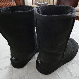 Black ugg Boots size 7W